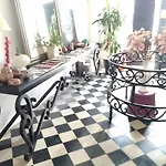 Casa Morada